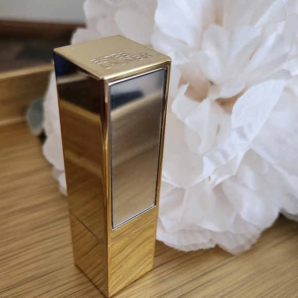 Estee Lauder 💄Rebellious Rose - Picture 2 of 3